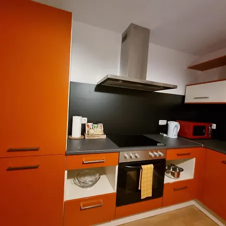 Cozy Nest Apartment *