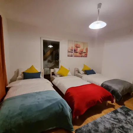 Cozy Nest Apartment *